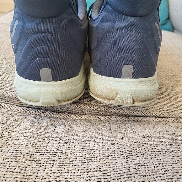 Altra Mens Size 11.5 Medium Torin 7 Gray Cushioned Running Shoes Sneakers - Picture 8 of 9